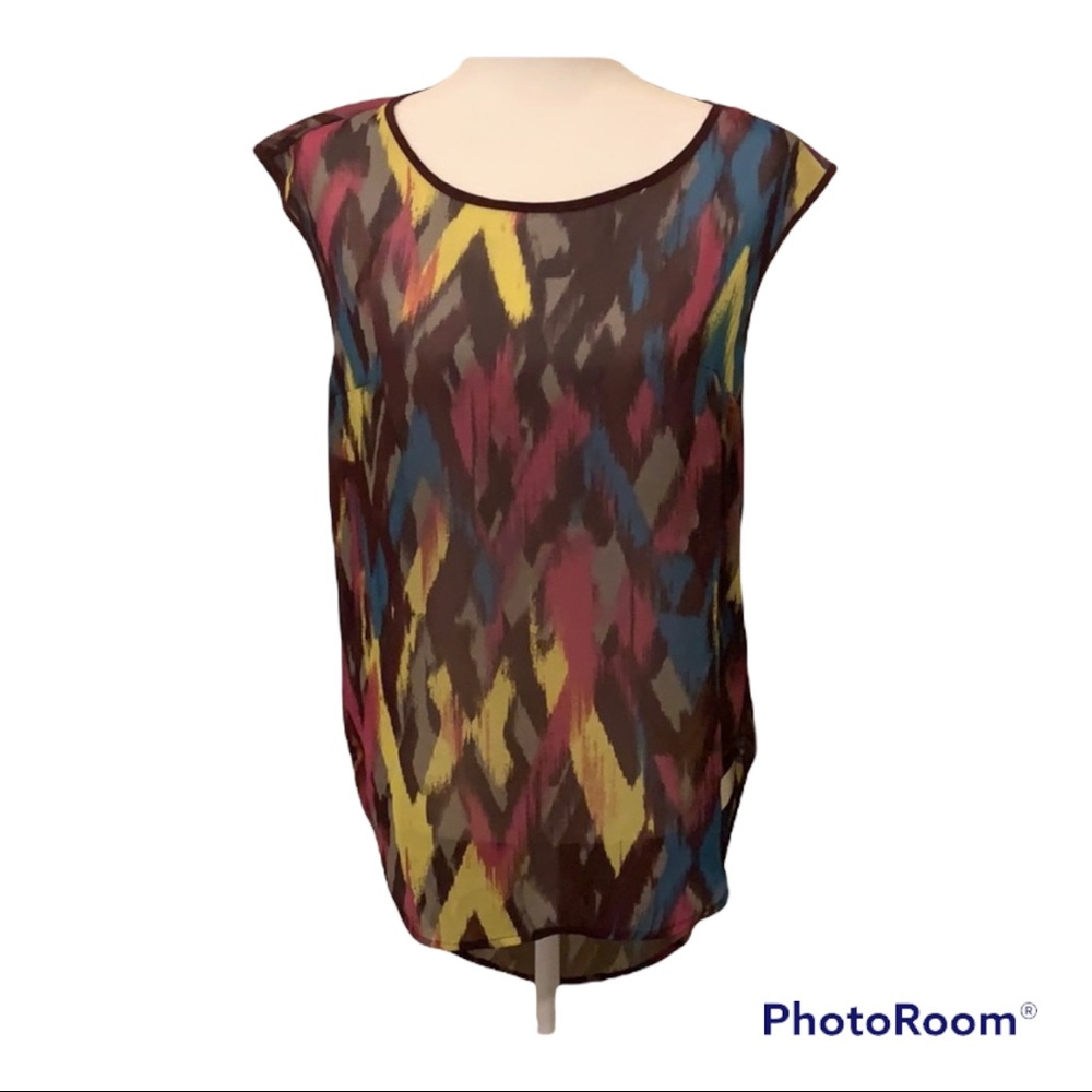 Forever Violet Round Neck Keyhole Back Sleeveless Flame Print Blouse Sz S
